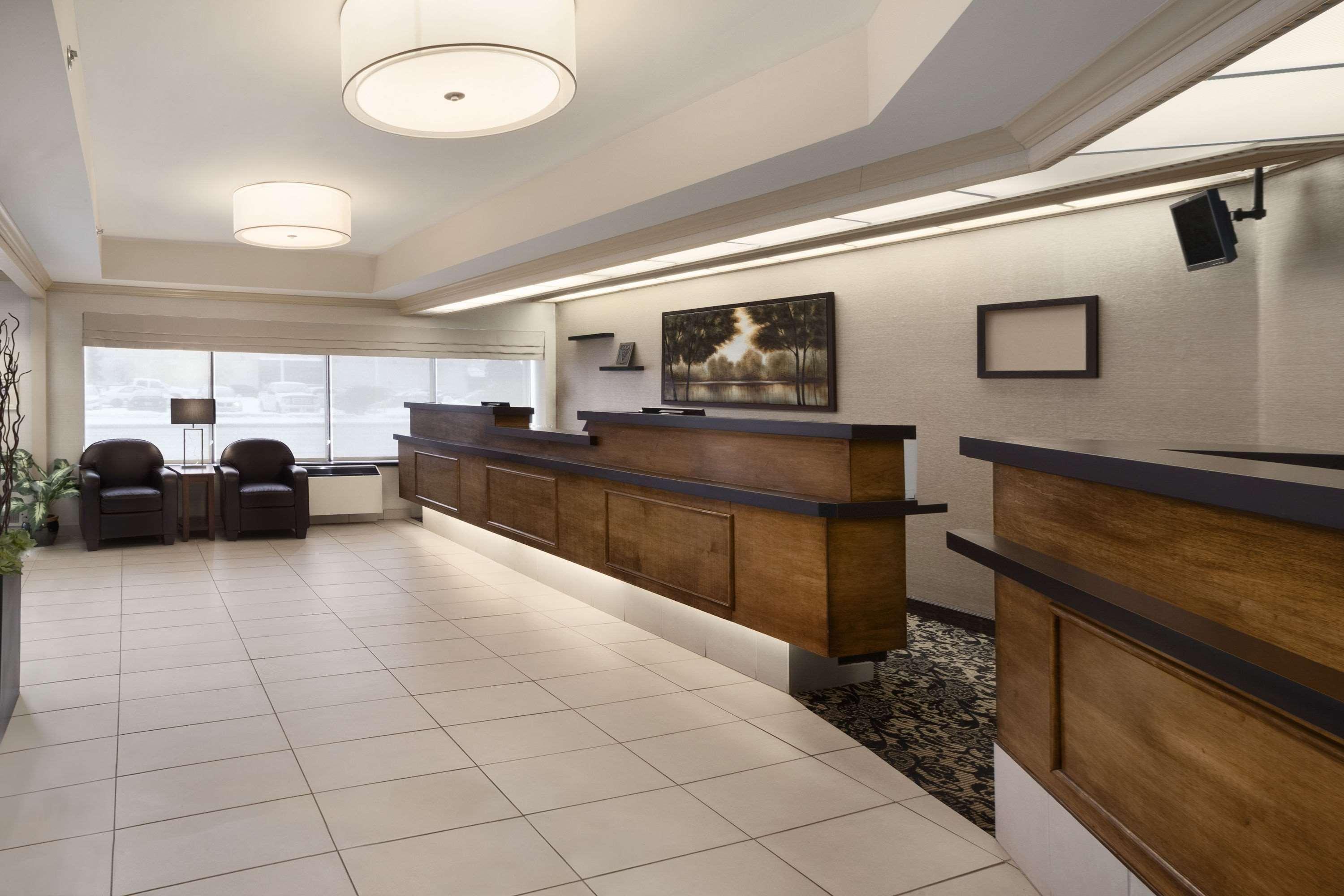 Days Inn & Suites By Wyndham Sault Ste. Marie On Buitenkant foto