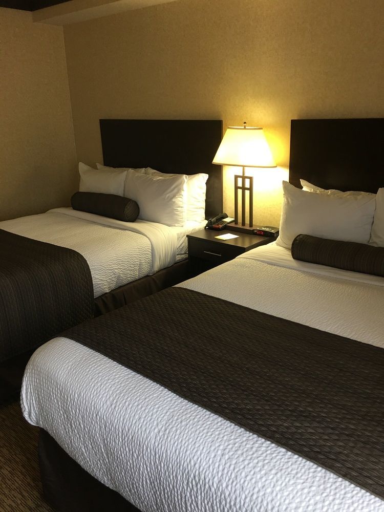Days Inn & Suites By Wyndham Sault Ste. Marie On Buitenkant foto